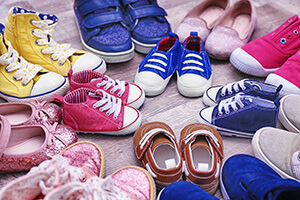 Shoes for kids with flat feet