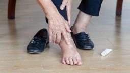How to Care for Aging Feet