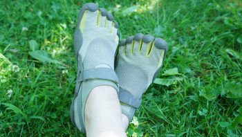 The Pros and Cons of Running Barefoot or in Minimalist Shoes
