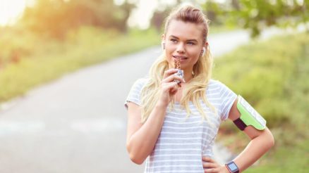 What to Eat Before, During, and After a Run