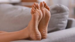 How to Prevent Sweaty Feet in Hot Weather